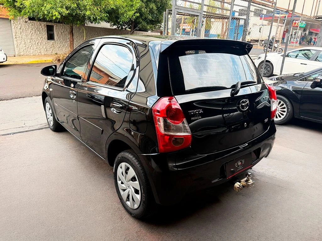 TOYOTA ETIOS