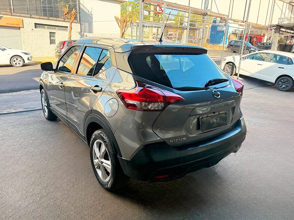 NISSAN KICKS