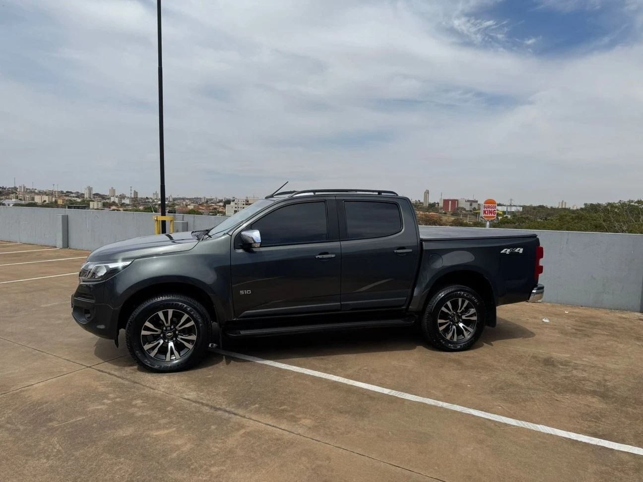 CHEVROLET S10