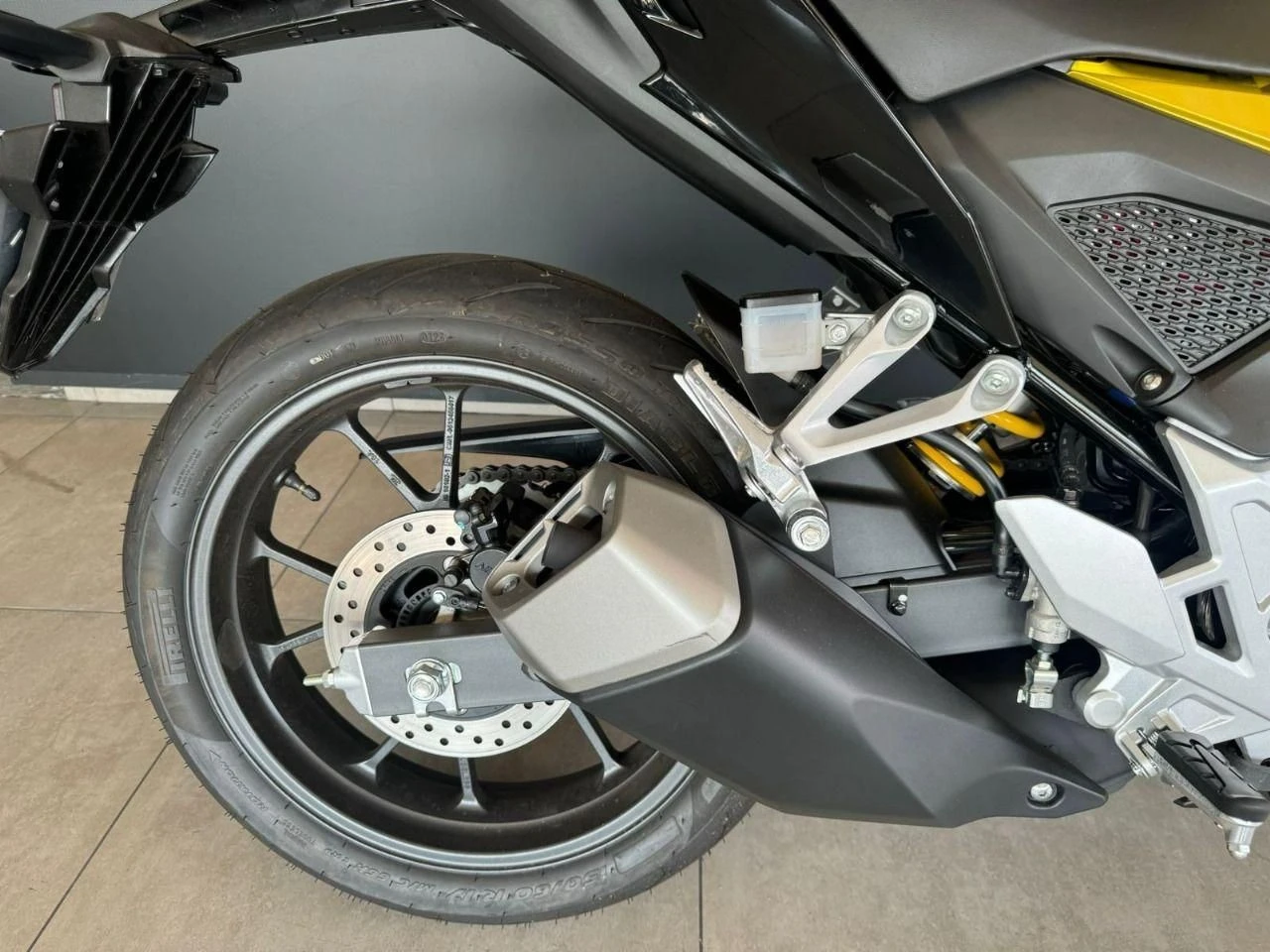 HONDA CB 300F TWISTER ABS