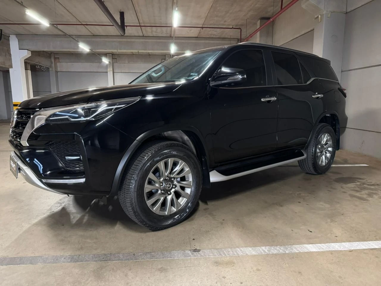 TOYOTA HILUX SW4