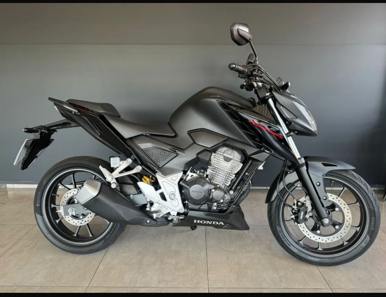 HONDA CB 300F TWISTER ABS