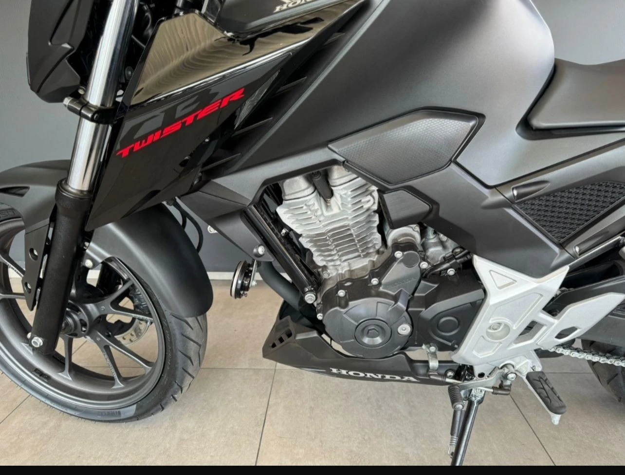 HONDA CB 300F TWISTER ABS