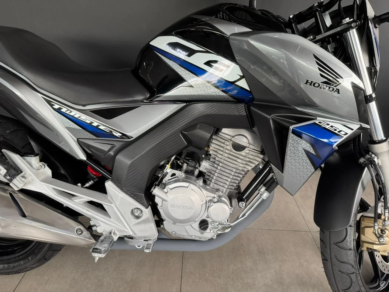 HONDA CB 250F TWISTER CBS