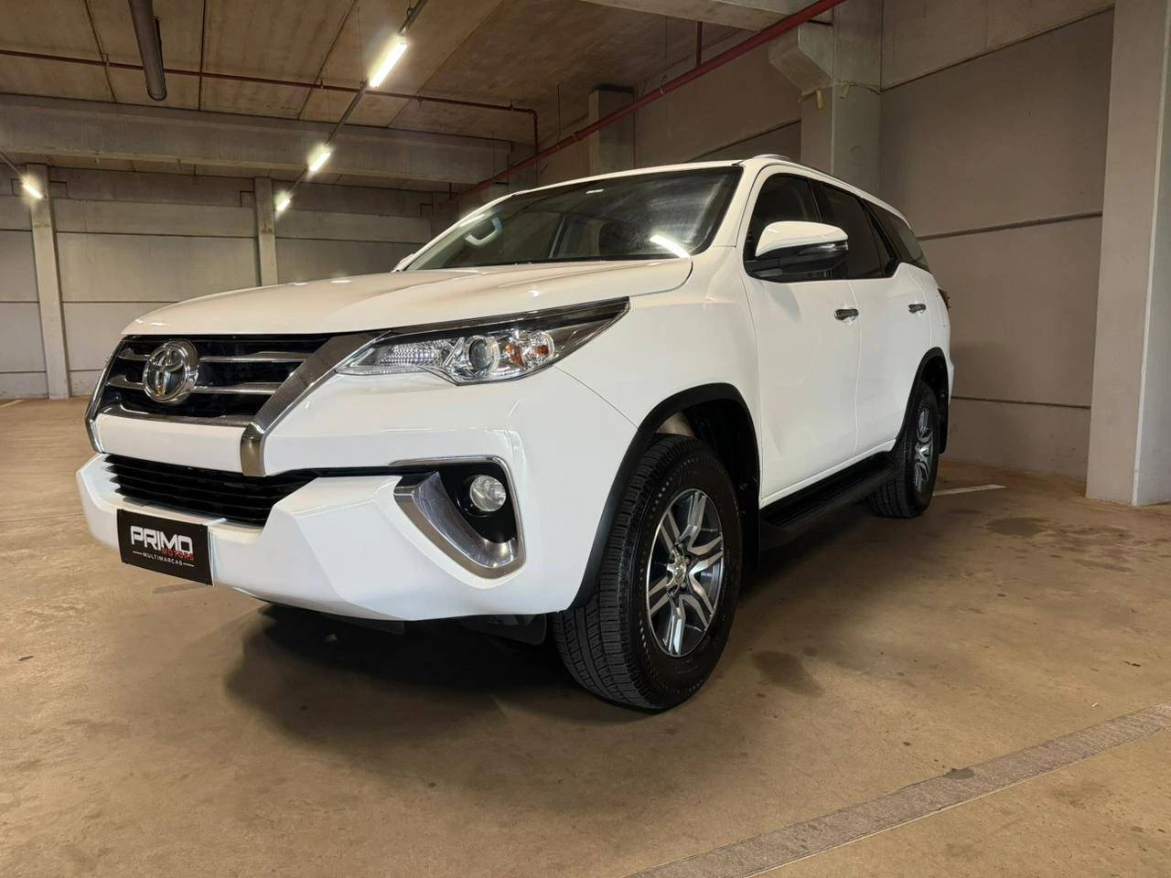 TOYOTA HILUX SW4