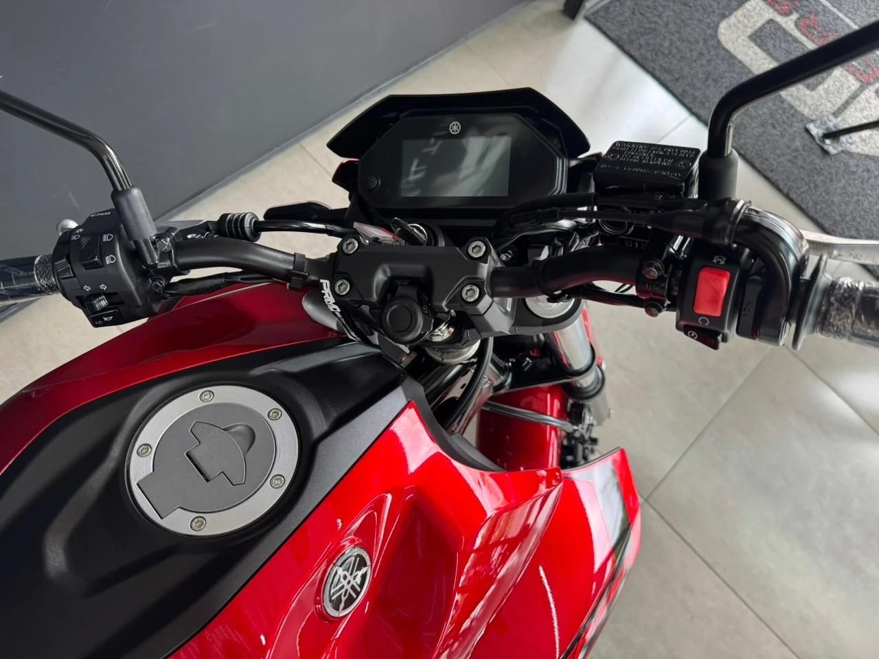 YAMAHA FAZER 250 BLUEFLEX