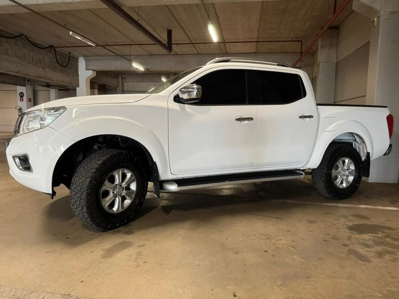 NISSAN FRONTIER
