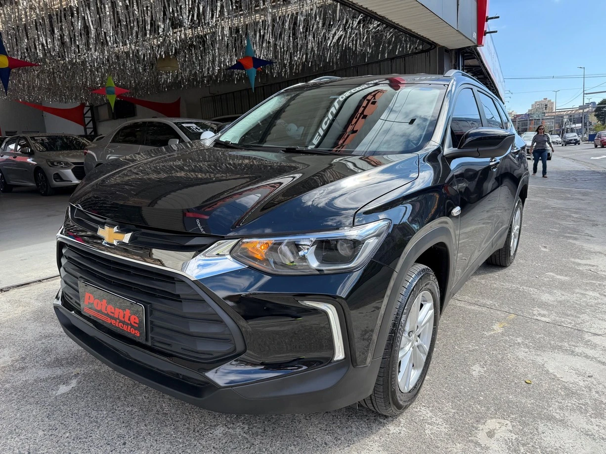 CHEVROLET TRACKER