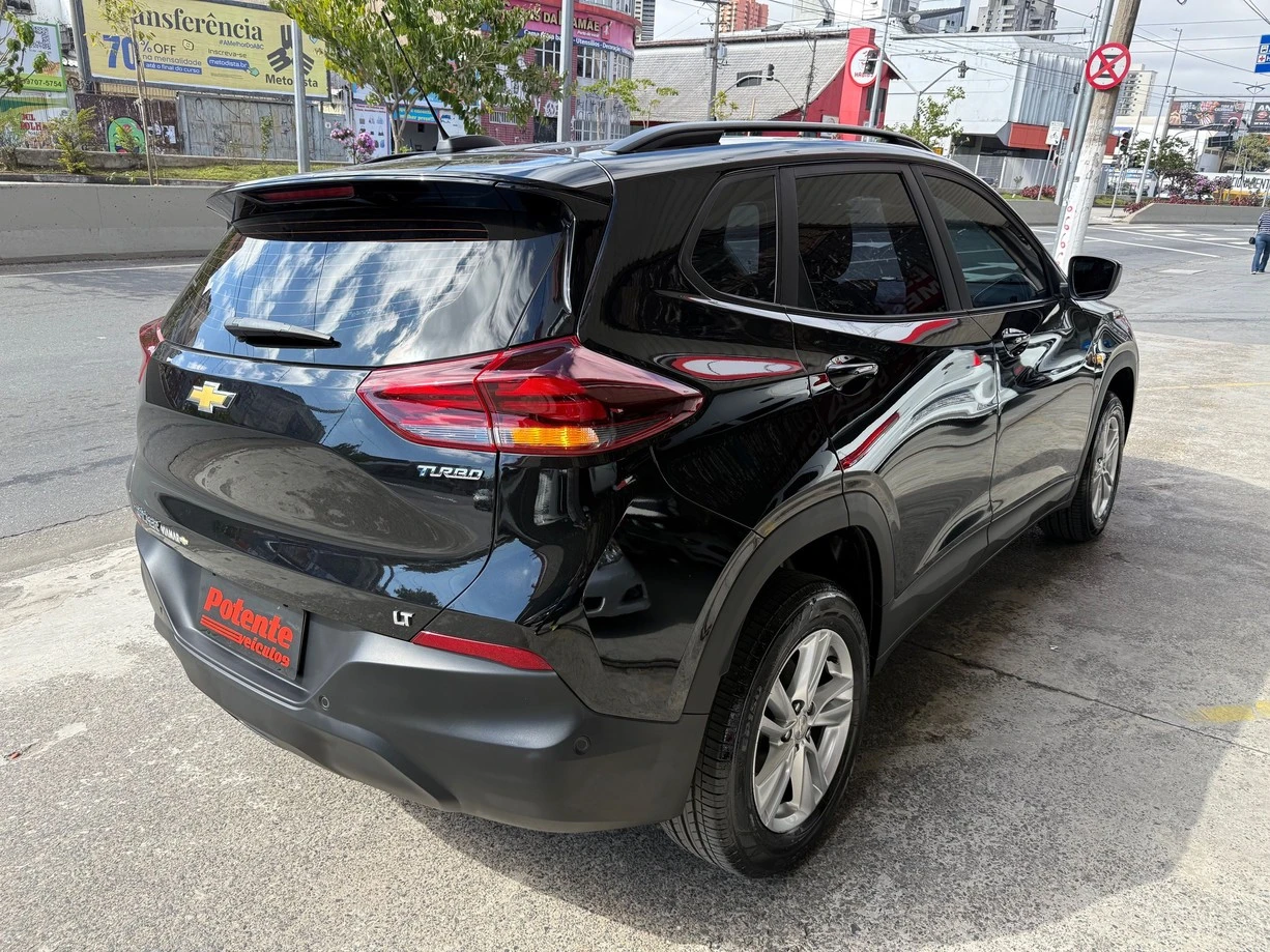 CHEVROLET TRACKER