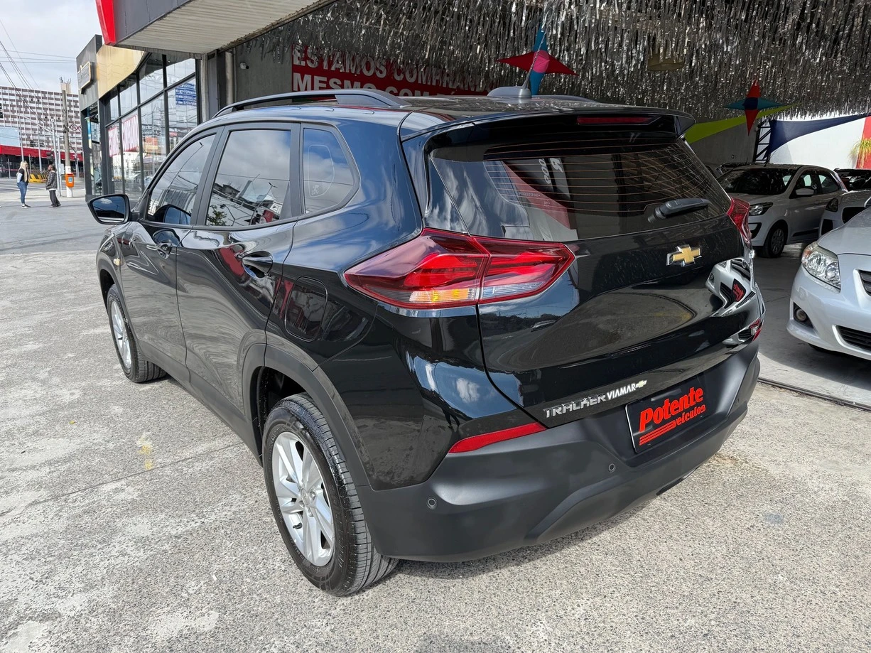 CHEVROLET TRACKER