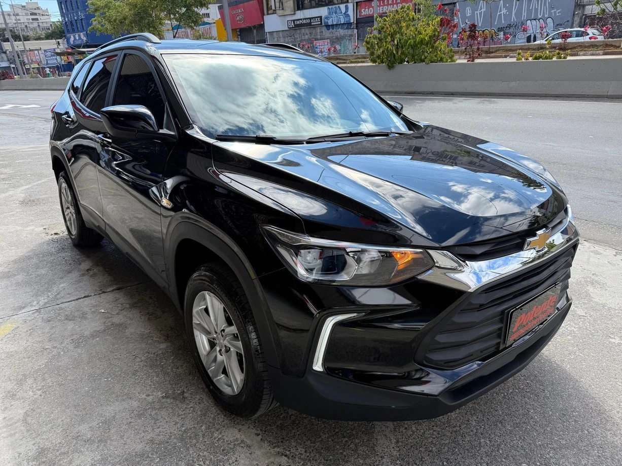CHEVROLET TRACKER