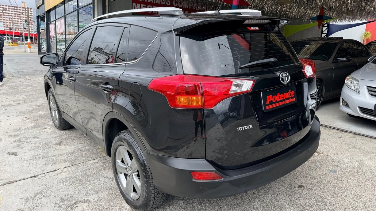 TOYOTA RAV4