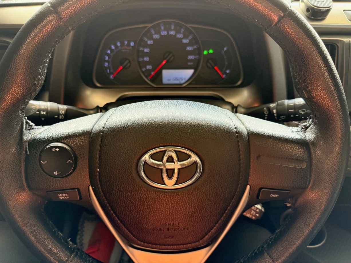 TOYOTA RAV4