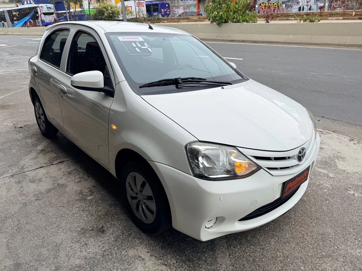TOYOTA ETIOS