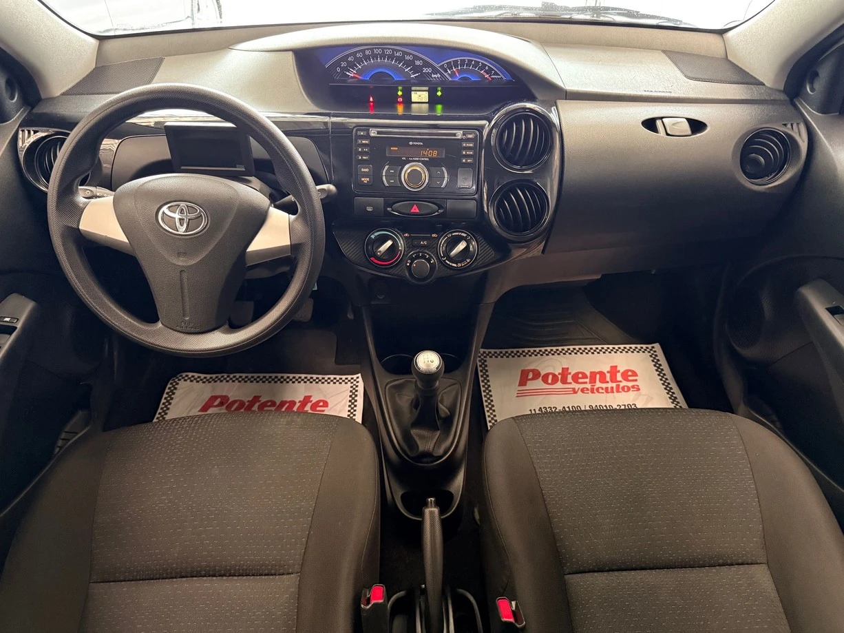 TOYOTA ETIOS