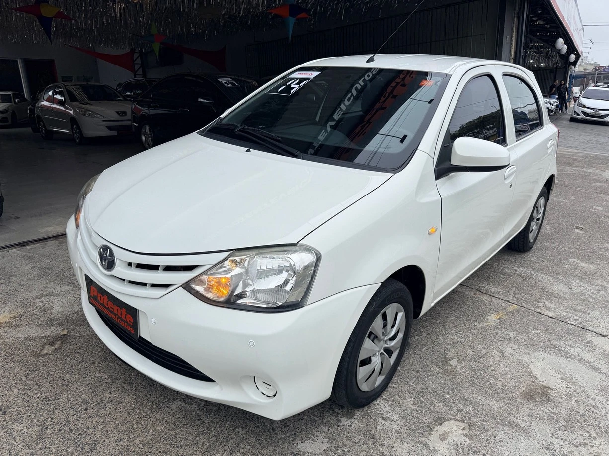 TOYOTA ETIOS