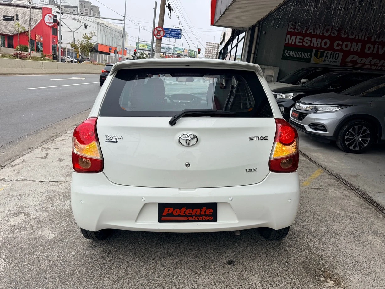 TOYOTA ETIOS