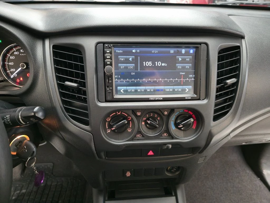 MITSUBISHI L200 TRITON