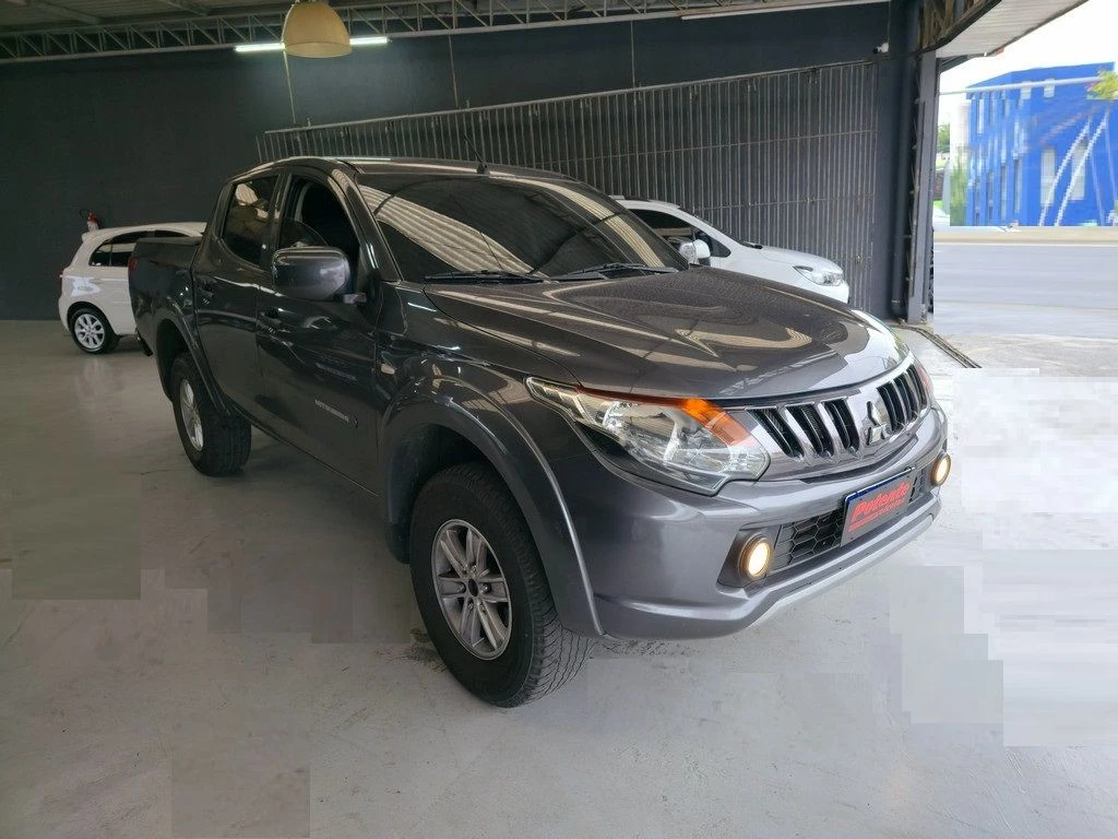 MITSUBISHI L200 TRITON
