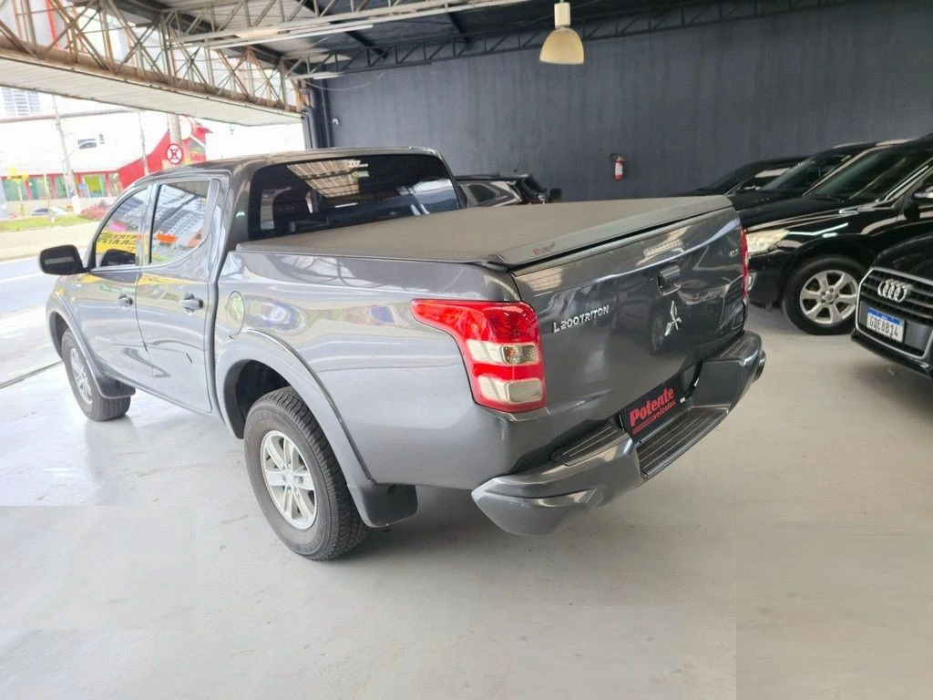 MITSUBISHI L200 TRITON