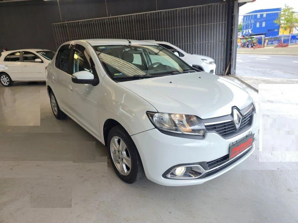 RENAULT LOGAN
