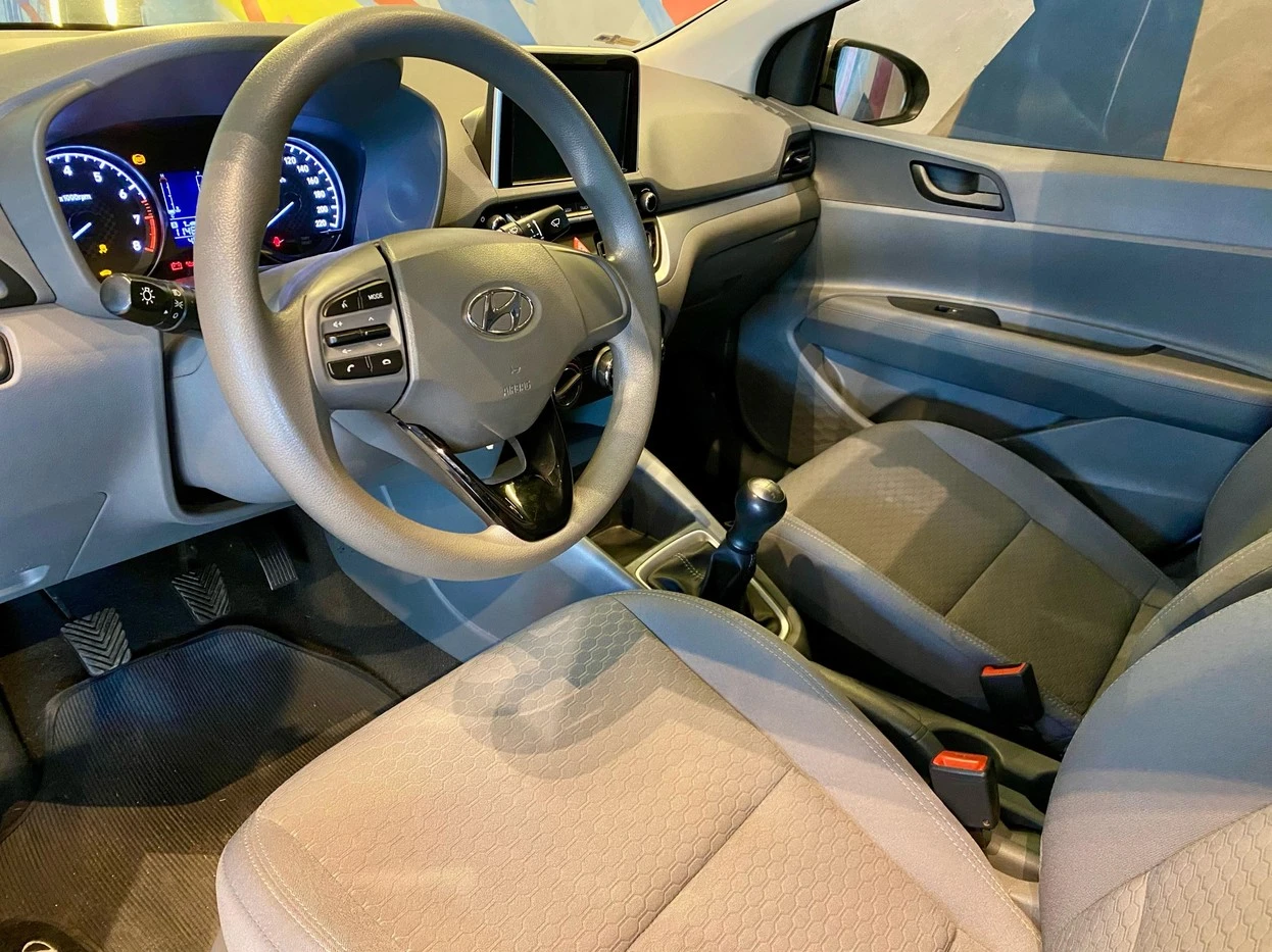 HYUNDAI HB20S