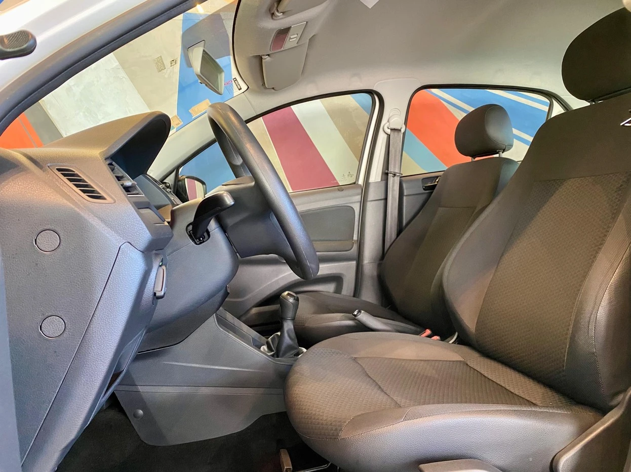 VOLKSWAGEN GOL