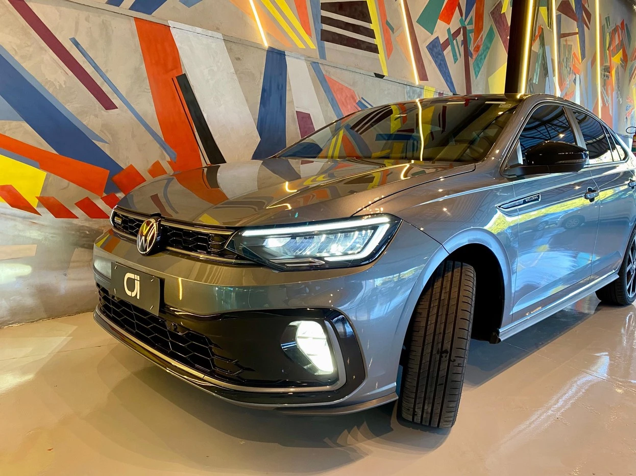 VOLKSWAGEN VIRTUS