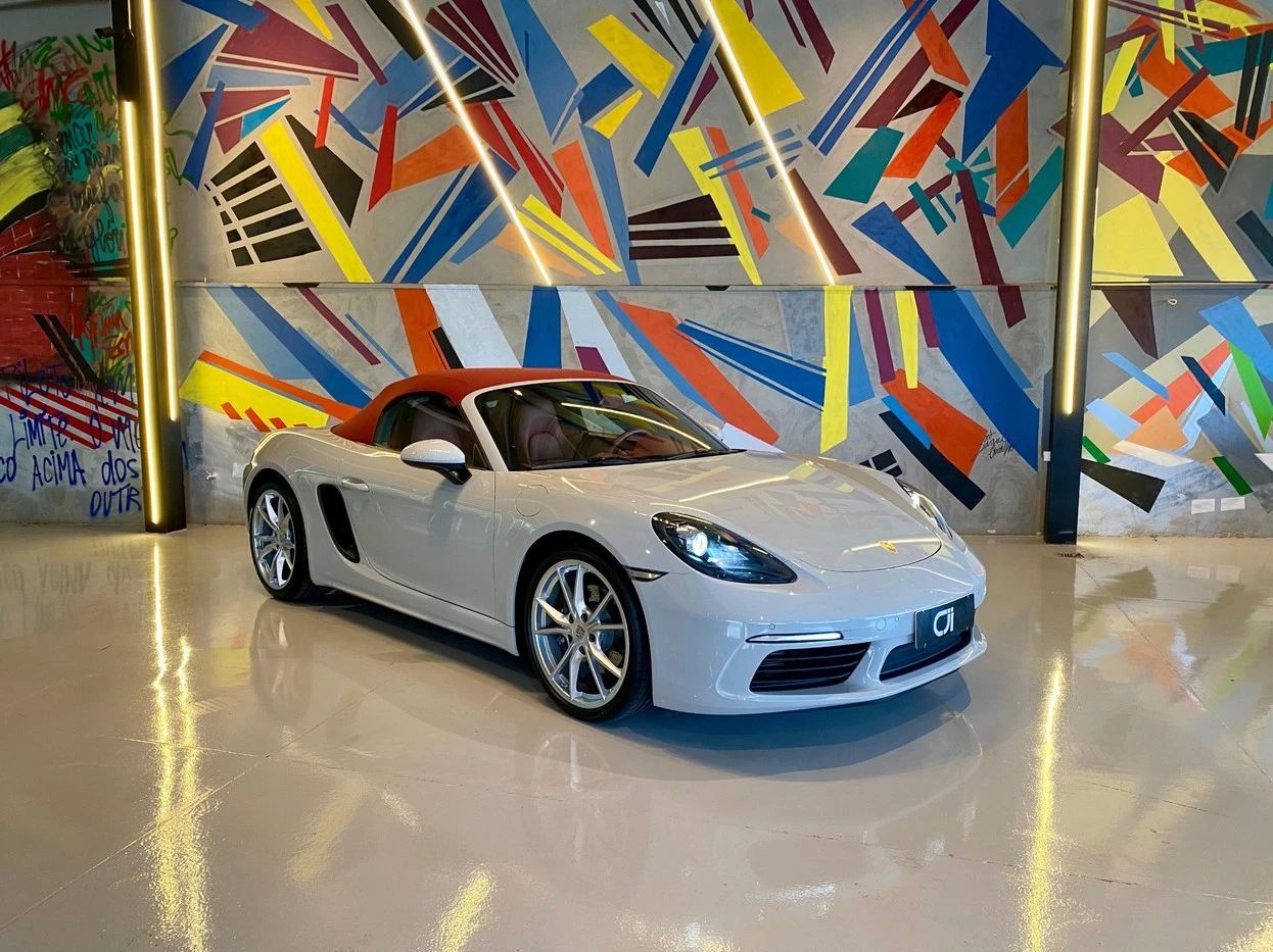 PORSCHE 718