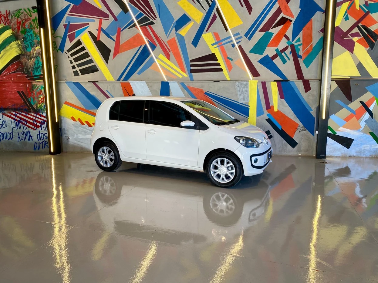 VOLKSWAGEN UP