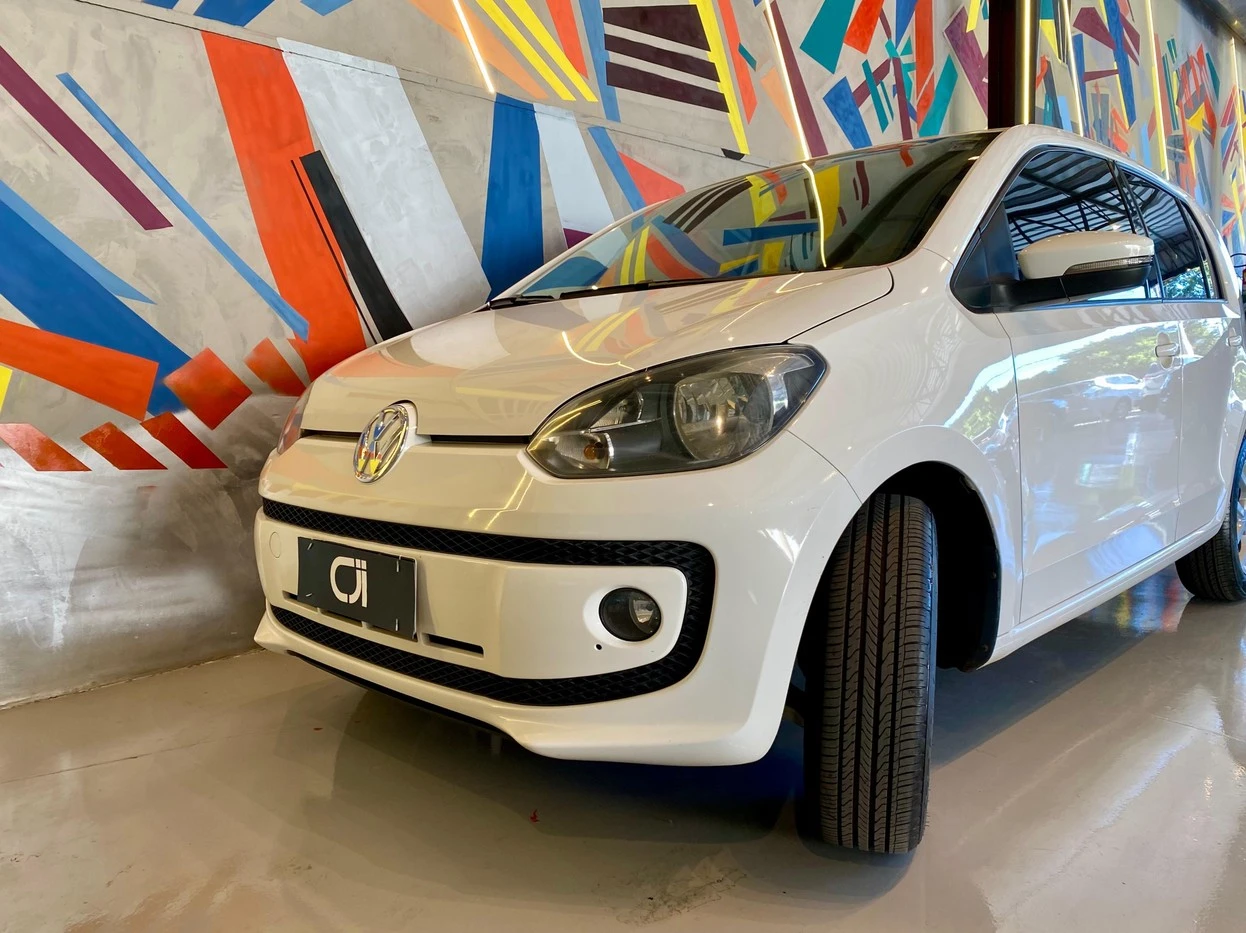 VOLKSWAGEN UP