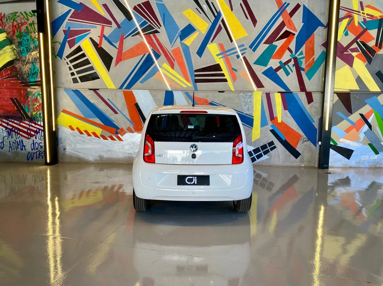 VOLKSWAGEN UP