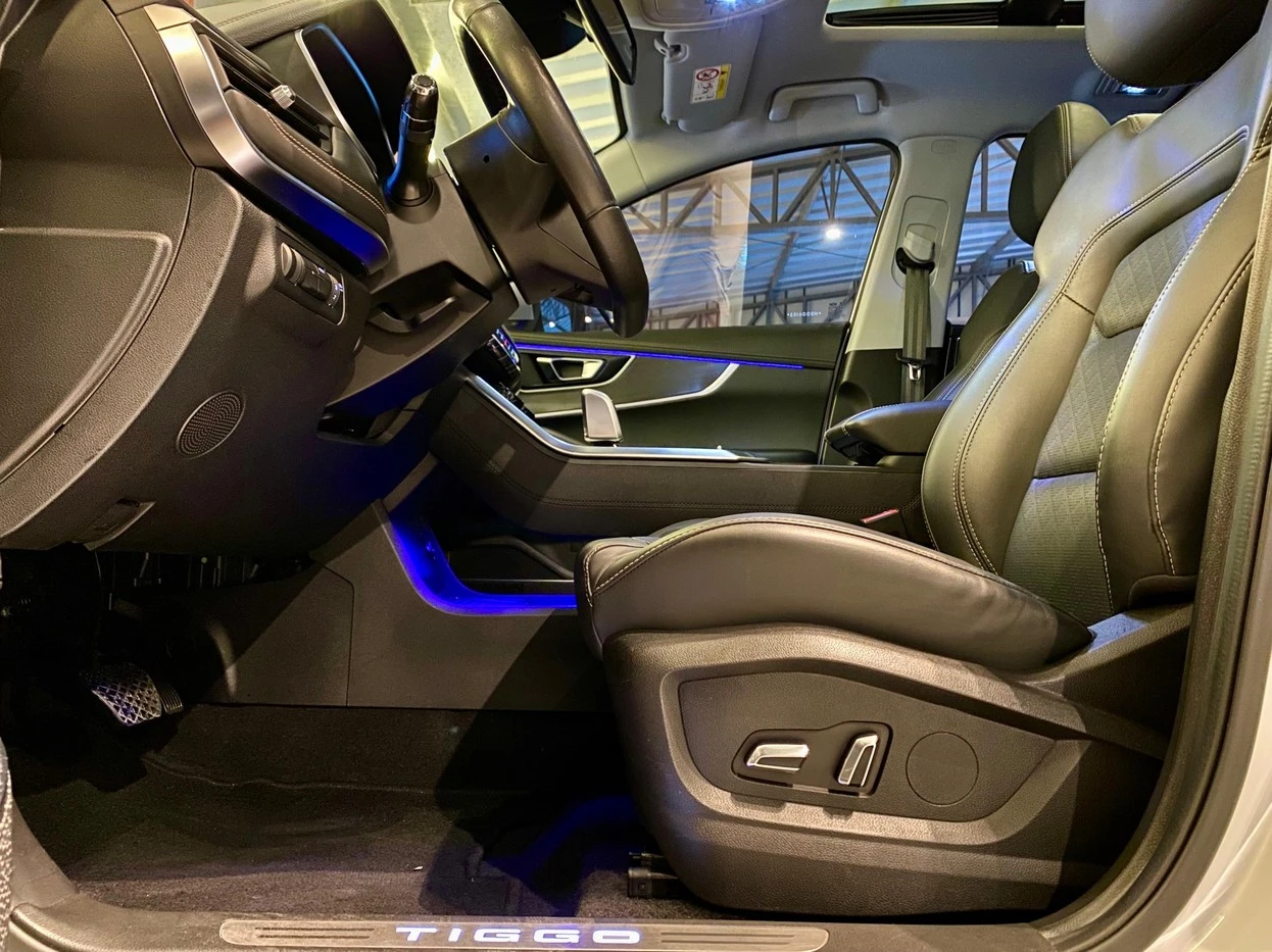 CHERY TIGGO 8