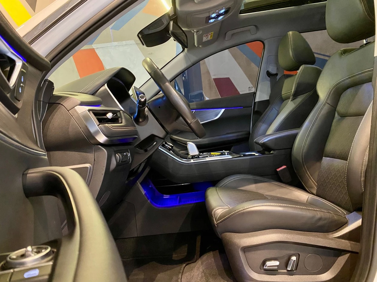 CHERY TIGGO 8