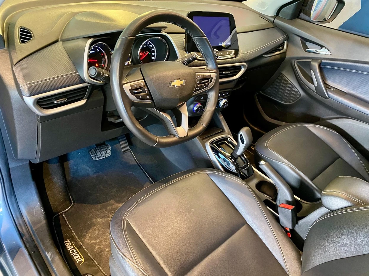CHEVROLET TRACKER