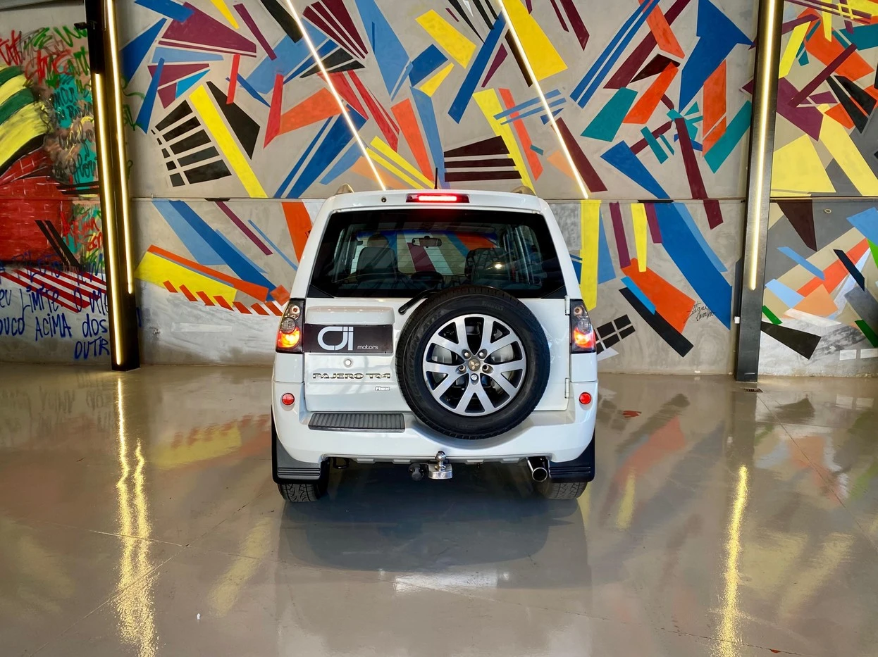 MITSUBISHI PAJERO TR4