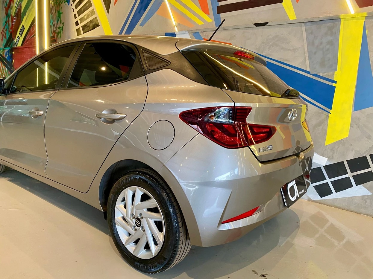 HYUNDAI HB20