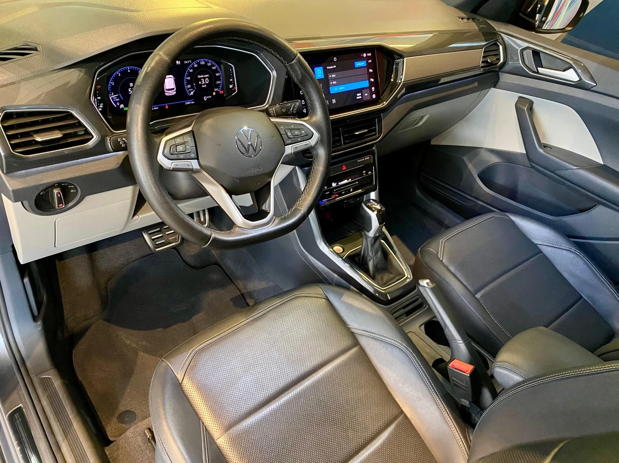 VOLKSWAGEN T-CROSS