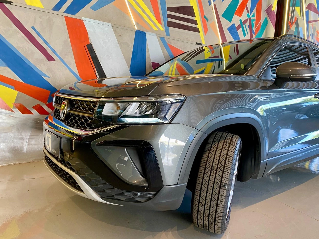 VOLKSWAGEN TAOS