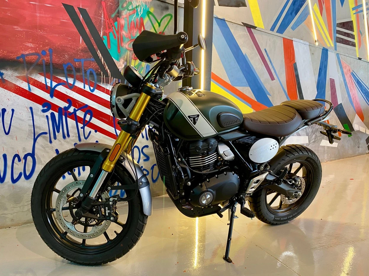 TRIUMPH SCRAMBLER