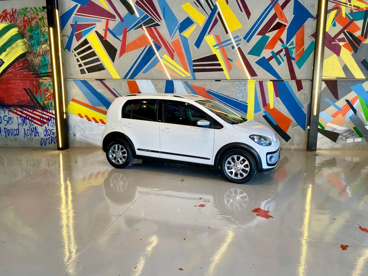 VOLKSWAGEN CROSS UP