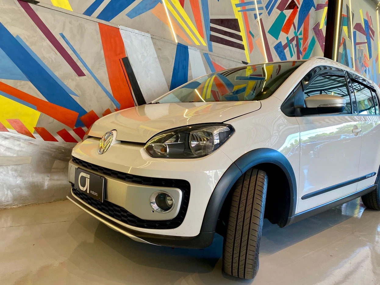 VOLKSWAGEN CROSS UP