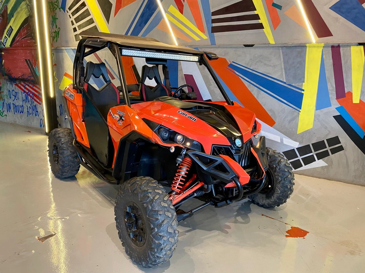 CAN-AM MAVERICK X2 TURBO