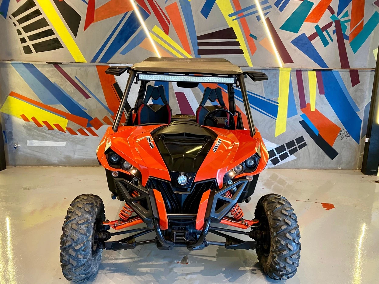 CAN-AM MAVERICK X2 TURBO