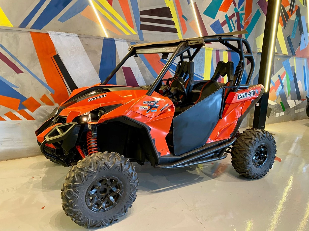 CAN-AM MAVERICK X2 TURBO