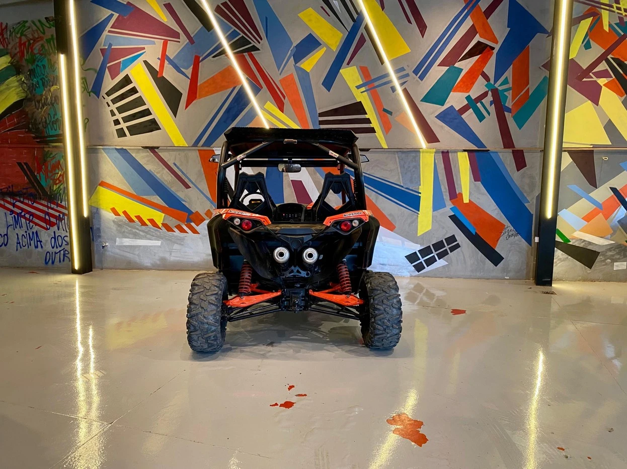 CAN-AM MAVERICK X2 TURBO