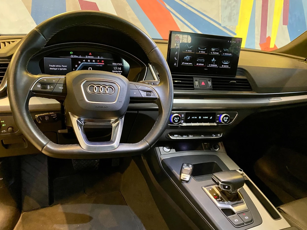AUDI Q5