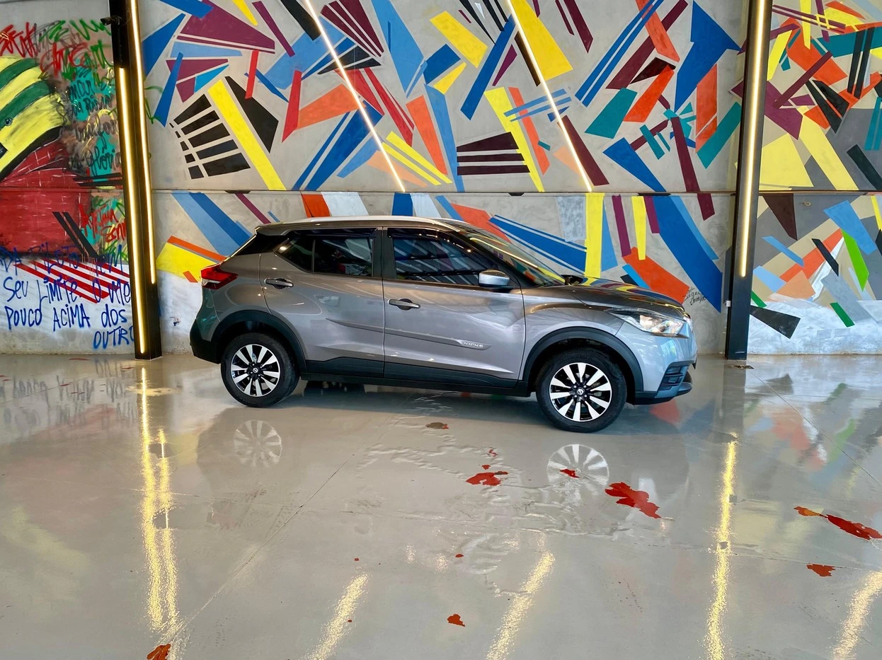 NISSAN KICKS