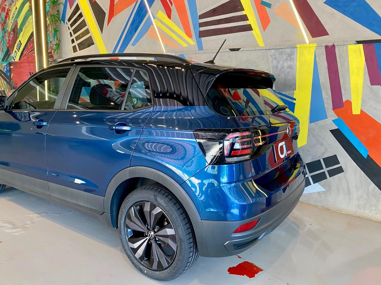 VOLKSWAGEN T-CROSS
