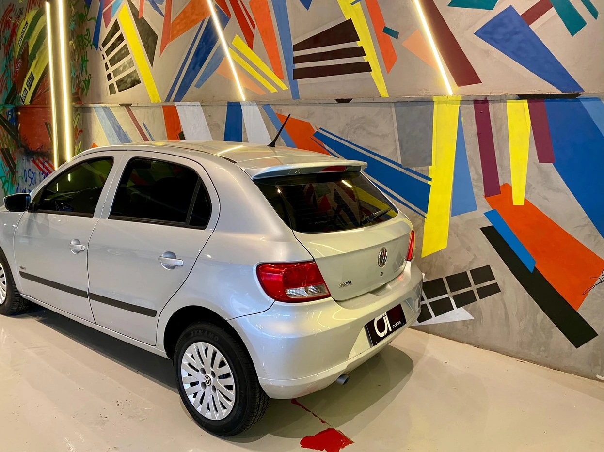 VOLKSWAGEN GOL